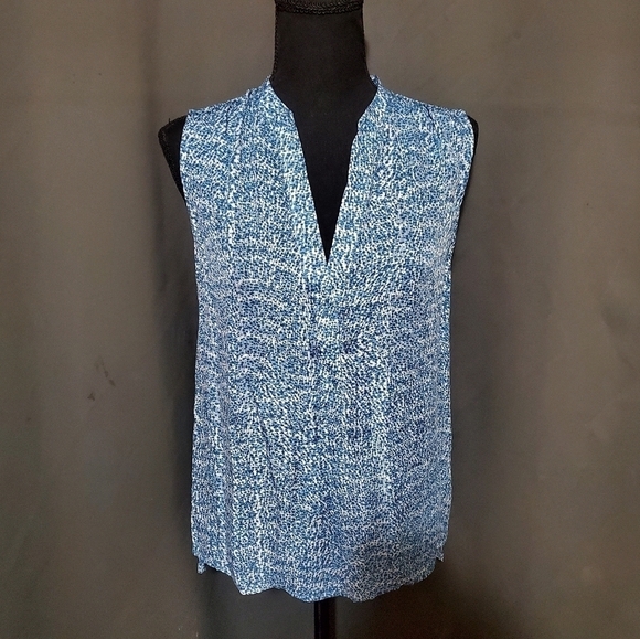 Vince Tops - Vince 100% Silk Blouse Tank Size Small